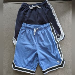 OshKosh Shorts: Lot of 2